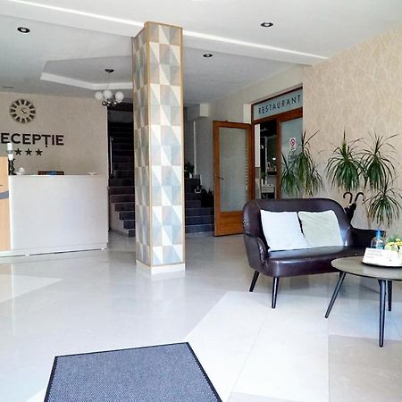 Pensiunea Central Szászrégen Kültér fotó